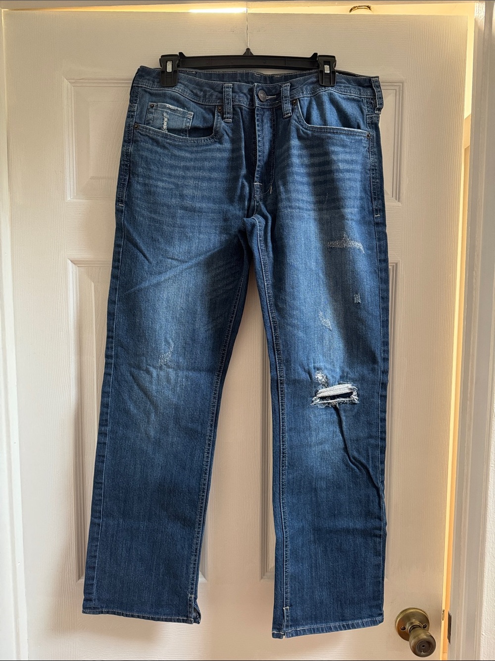 David Buffalo Bitton / Men's Blue Distressed Straight-Leg Jeans